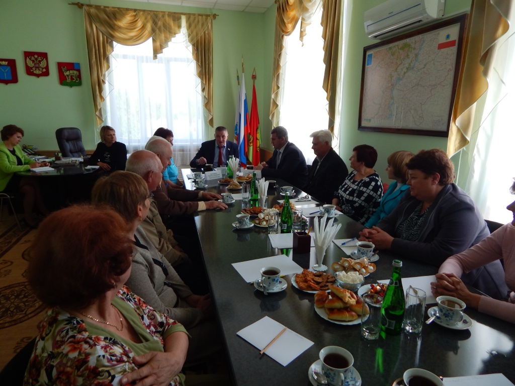 2 июня Турковский муниципальный район с рабочим визитом посетил вице-губернатор Саратовской области И.И. Пивоваров.