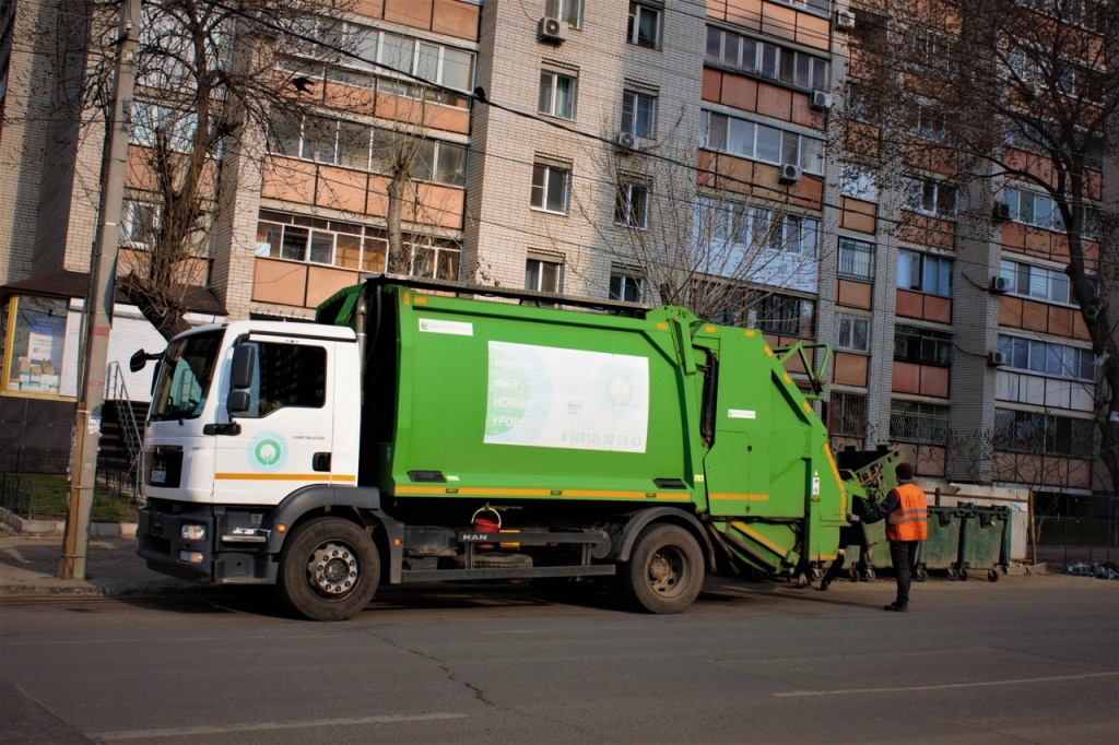 Регоператор: суточные расходы на топливо для мусоровывозящей техники превышают 1 млн рублей